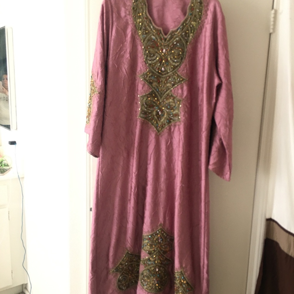 COPY - Stunning Abbaya